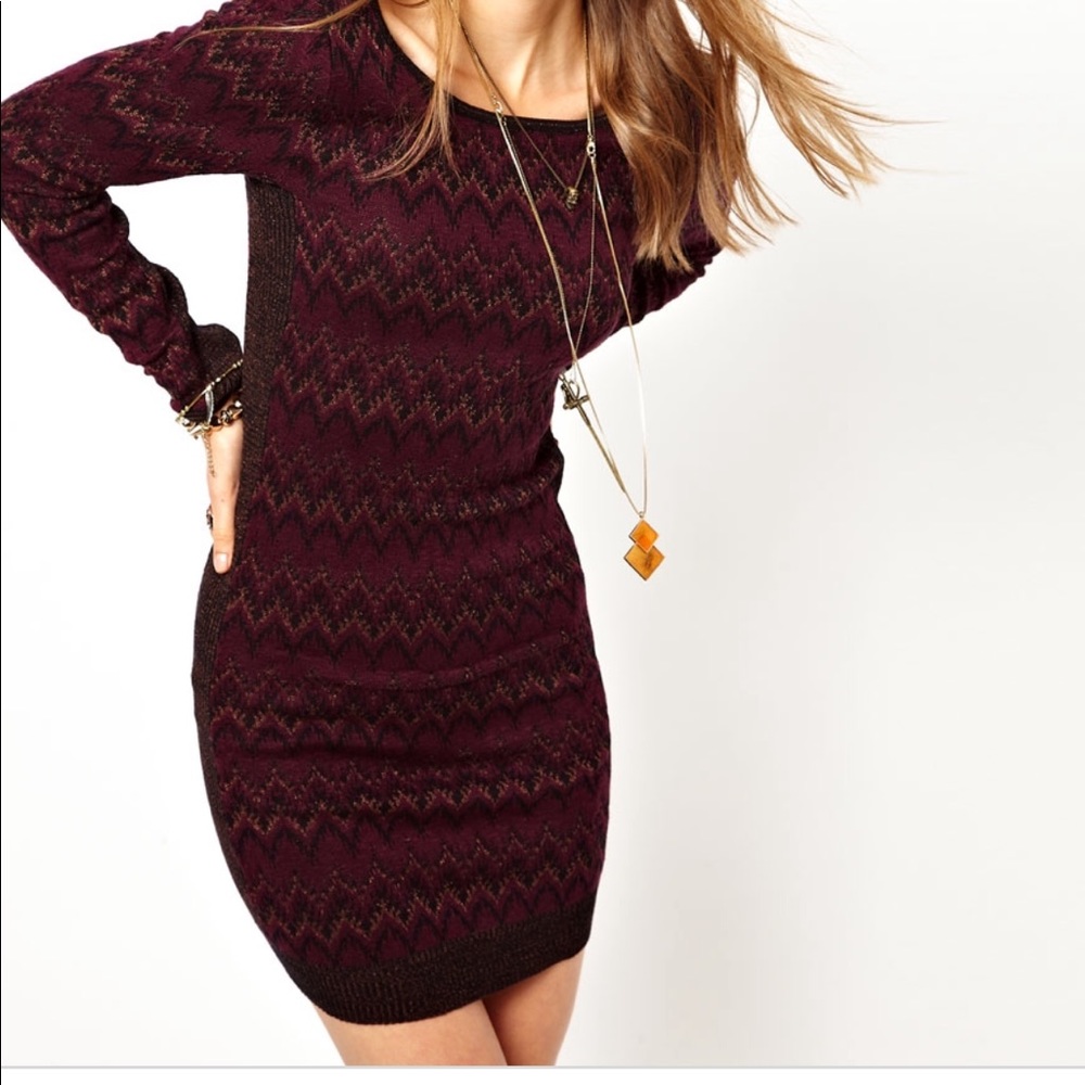 FREE PEOPLE - Mini Knit Zig Zag Sweater Bodycon Dress - Picture 2 of 10
